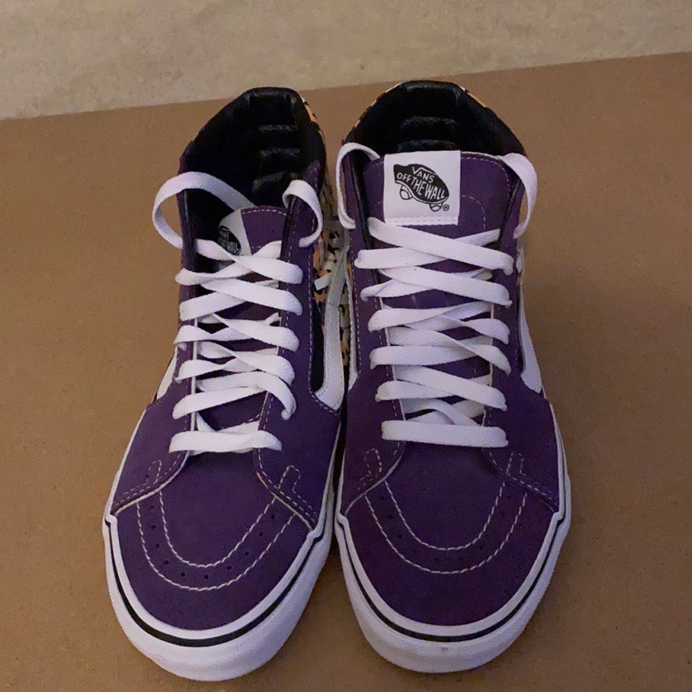 Only worn once!!! Size 5 Vans!
